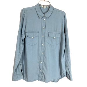 Kut From The Kloth Light Blue Pearl Snap Western Style Blouse Women's Size Large